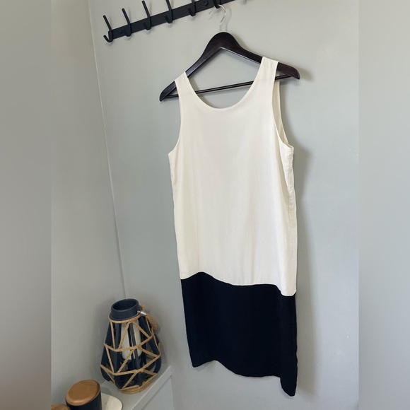 Maggie Ward ivory and black mini dress - Picture 4 of 5